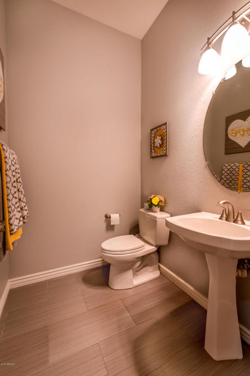 1146 E Kramer Cir, Mesa, AZ 85203 photo 9