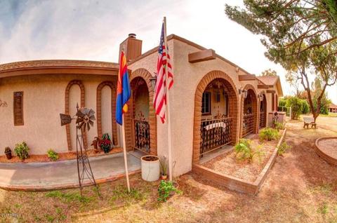 717 S Pandora Dr, Gilbert, AZ 85296 photo 2