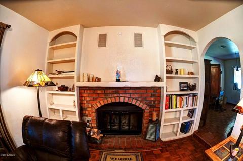 717 S Pandora Dr, Gilbert, AZ 85296 photo 4