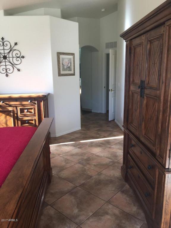 784 E Iris Ct, Gilbert, AZ 85296 photo 11