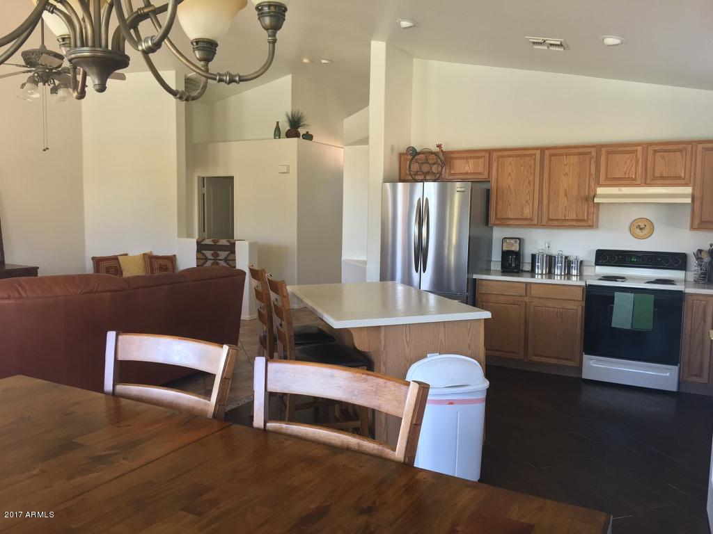 784 E Iris Ct, Gilbert, AZ 85296 photo 8