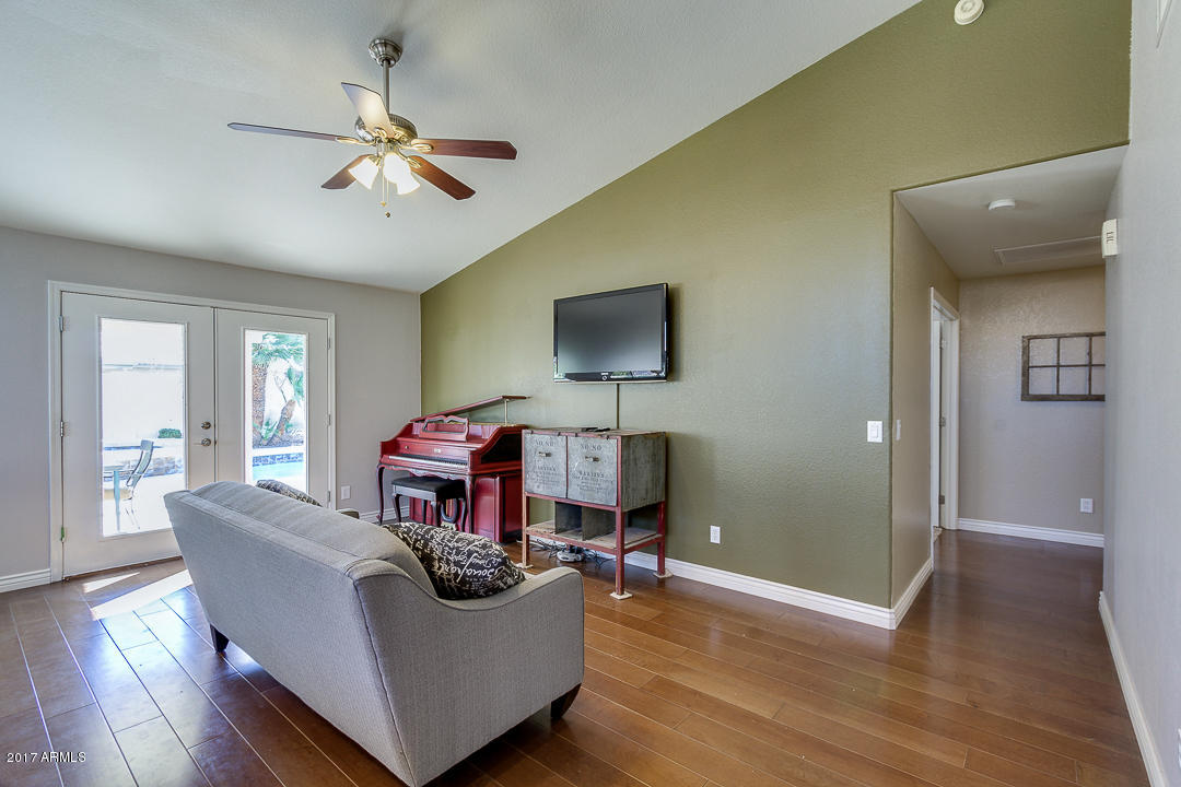 25 N Cobblestone St, Gilbert, AZ 85234 photo 21