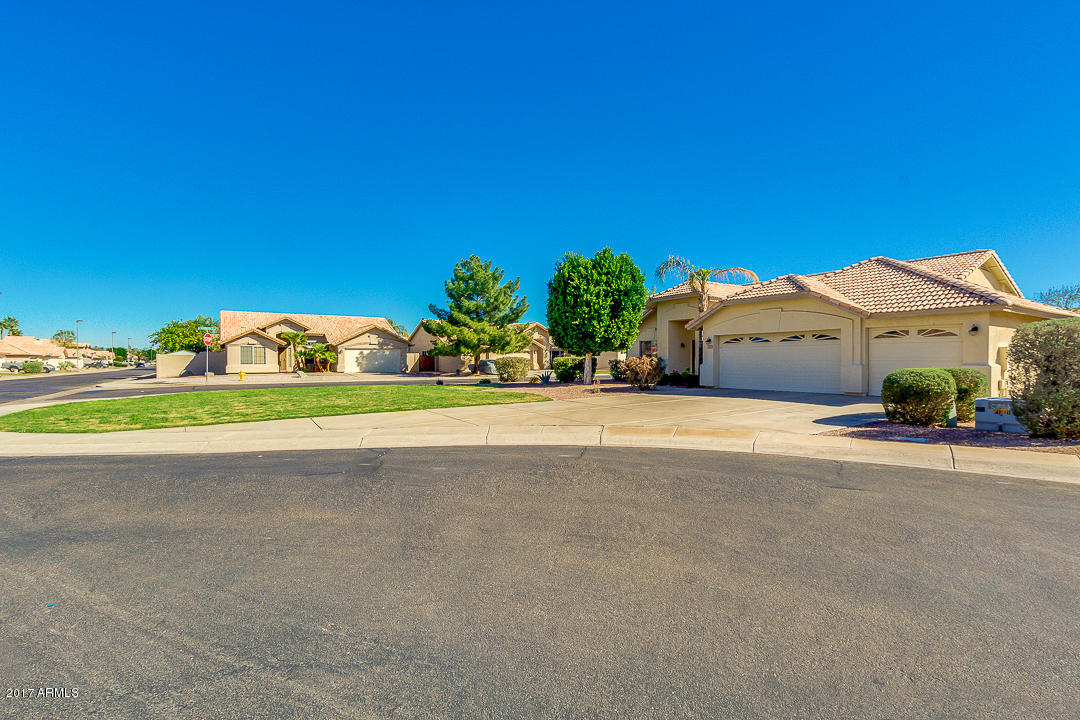 25 N Cobblestone St, Gilbert, AZ 85234 photo 3