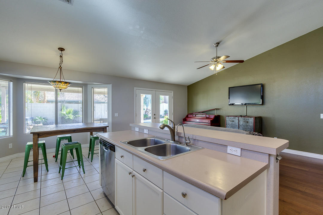 25 N Cobblestone St, Gilbert, AZ 85234 photo 15