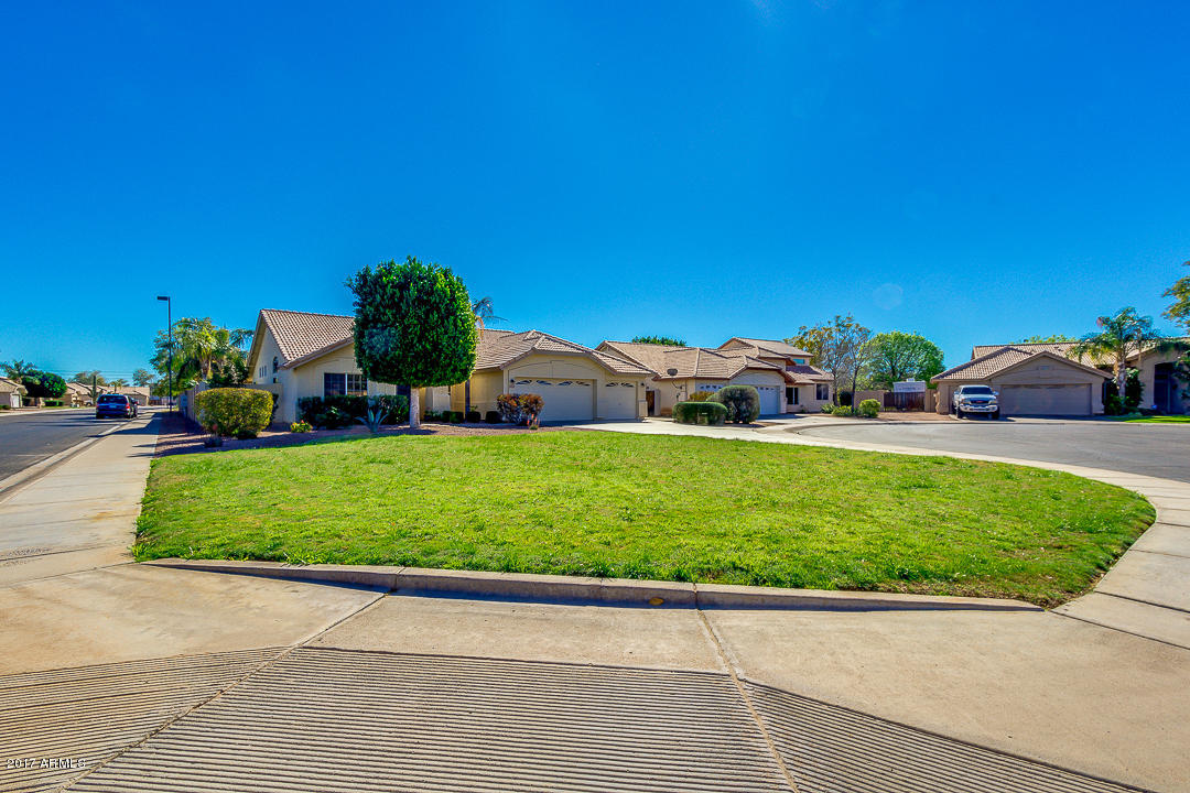 25 N Cobblestone St, Gilbert, AZ 85234 photo 5