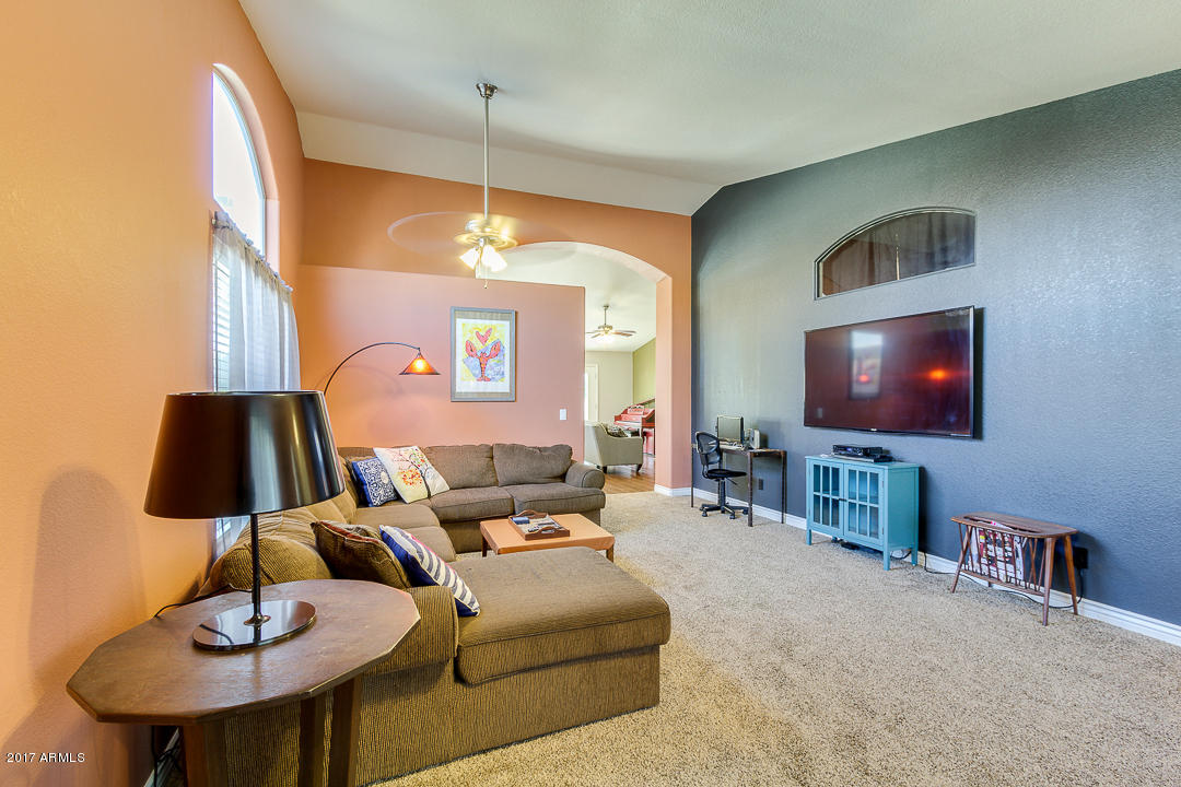 25 N Cobblestone St, Gilbert, AZ 85234 photo 9
