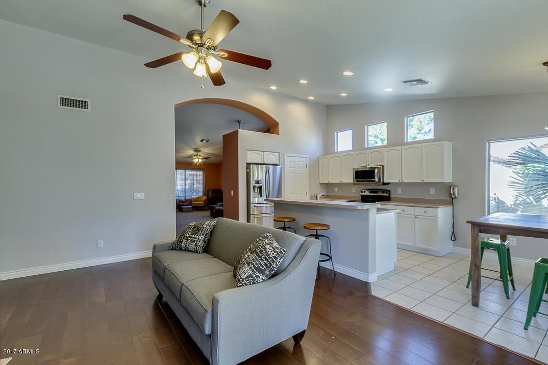 25 N Cobblestone St, Gilbert, AZ 85234 photo 19