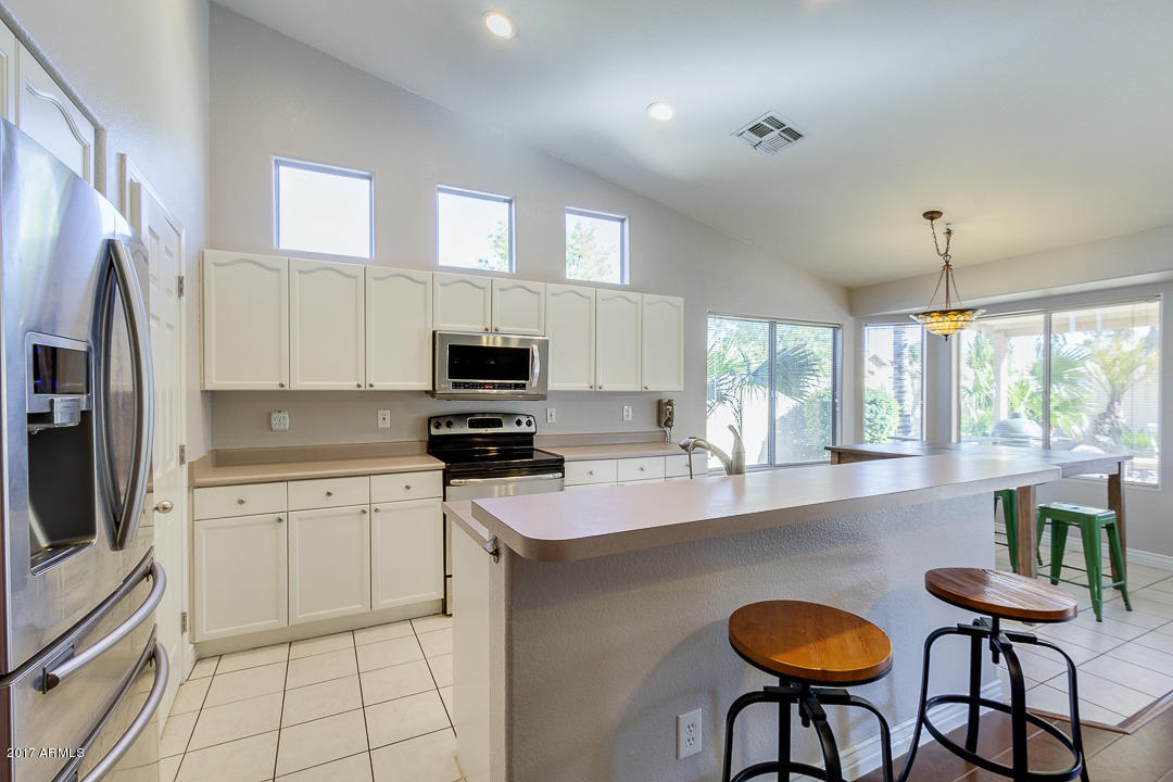 25 N Cobblestone St, Gilbert, AZ 85234 photo 12