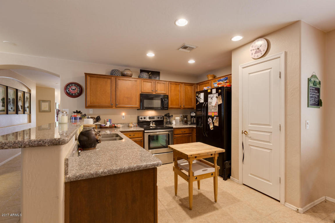 3884 E Sundance Ave, Gilbert, AZ 85297 photo 3