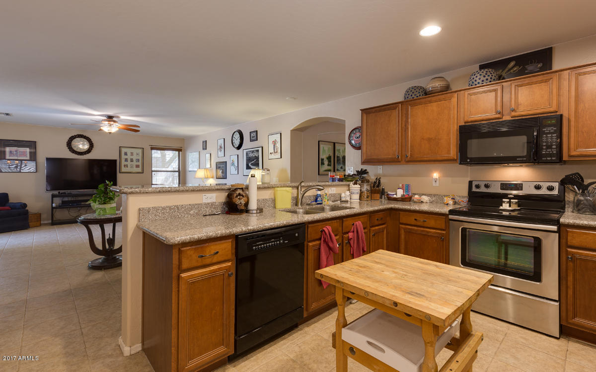 3884 E Sundance Ave, Gilbert, AZ 85297 photo 4