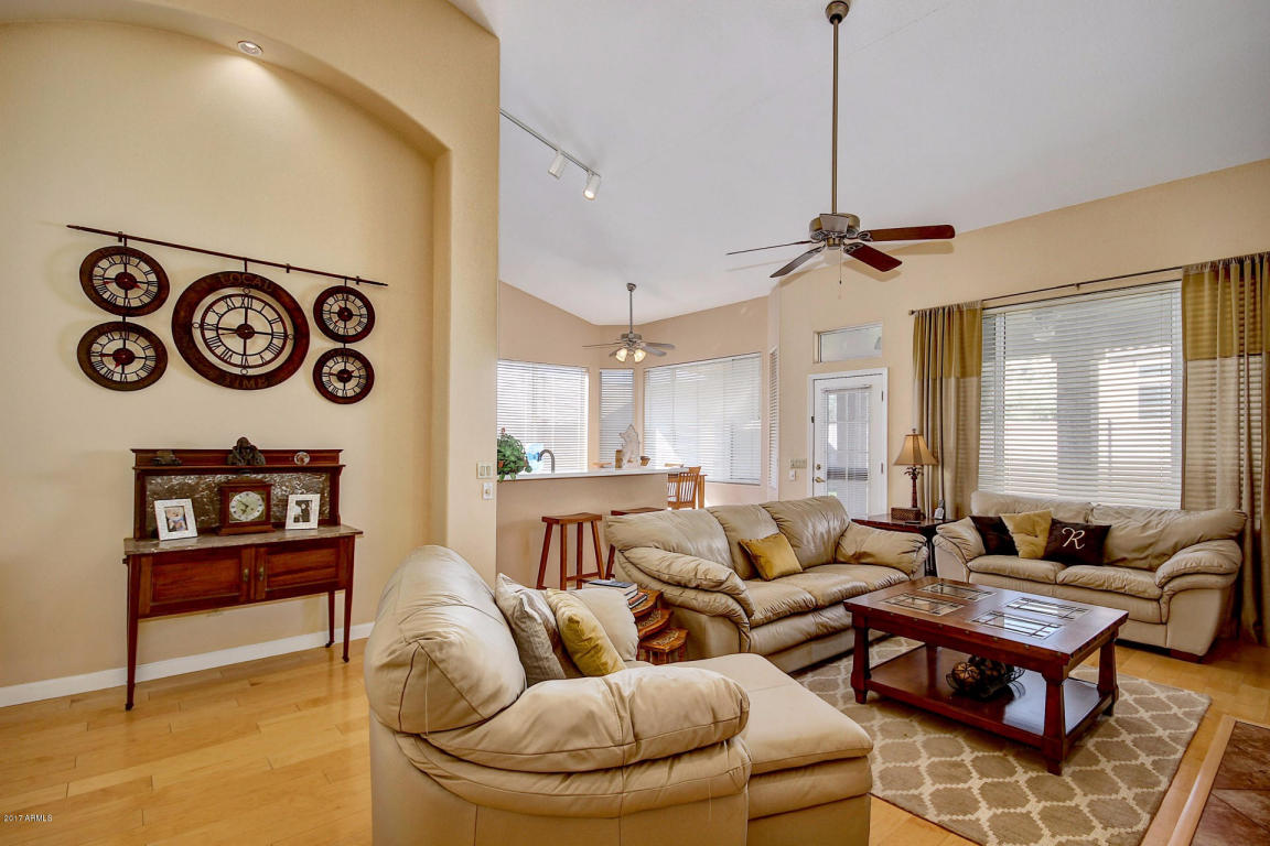 2104 E Granite View Dr, Phoenix, AZ 85048 photo 12