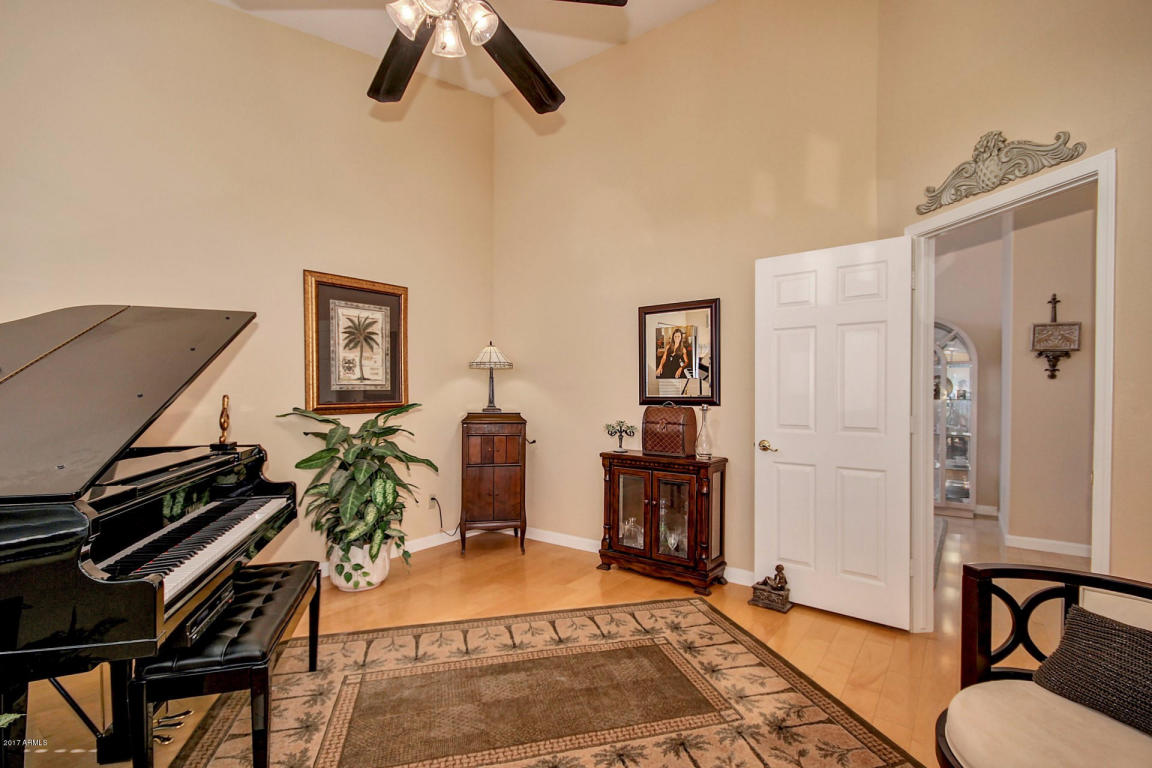 2104 E Granite View Dr, Phoenix, AZ 85048 photo 9