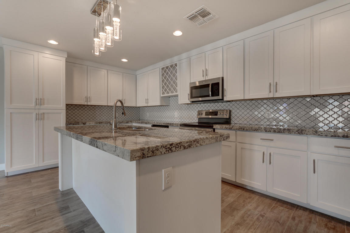 3250 N 27th Pl, Phoenix, AZ 85016 photo 9