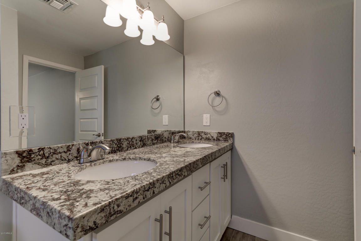 3250 N 27th Pl, Phoenix, AZ 85016 photo 16