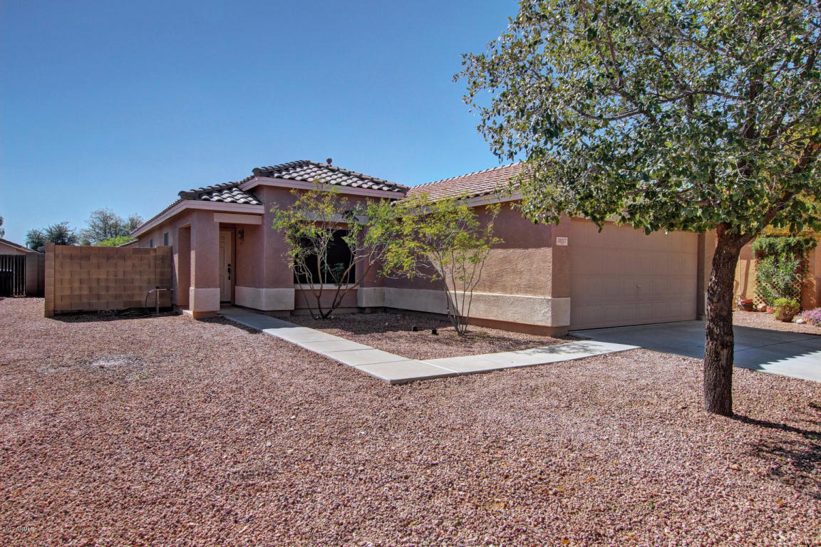3027 W Roberta Dr, Phoenix, AZ 85083 photo 1