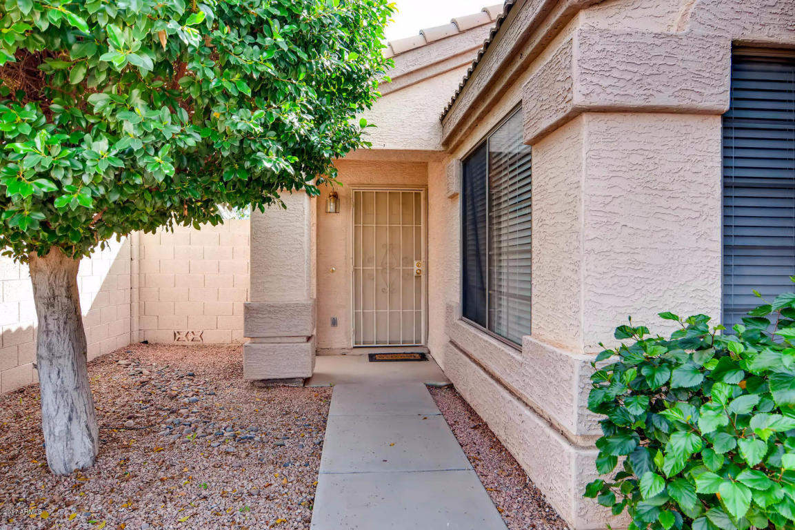 1759 E Palomino Dr, Gilbert, AZ 85296 photo 2