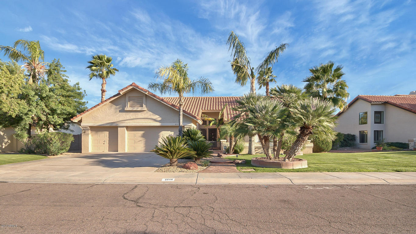2249 Egret Ct, Gilbert, AZ 85234 photo 2