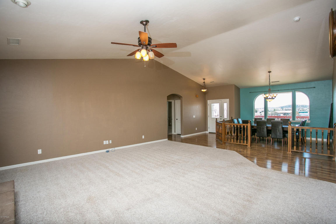 22070 N Rustic Ranch Rd, Paulden, AZ 86334 photo 7