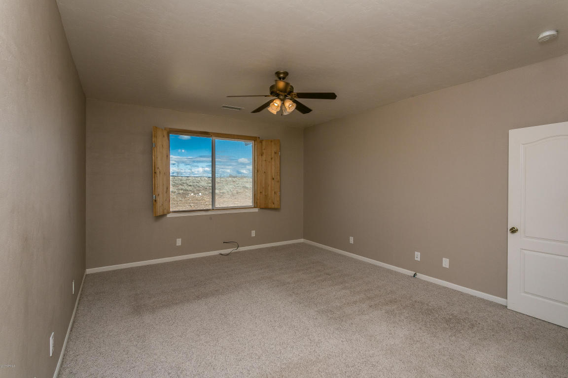 22070 N Rustic Ranch Rd, Paulden, AZ 86334 photo 14