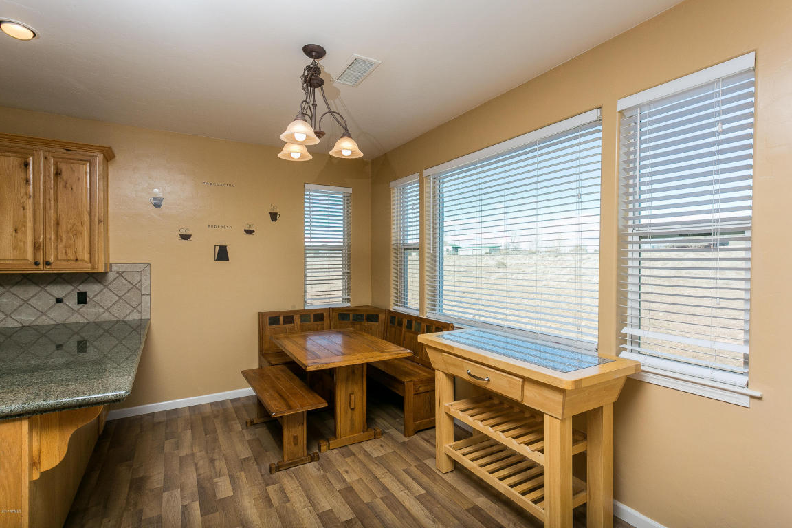 22070 N Rustic Ranch Rd, Paulden, AZ 86334 photo 12