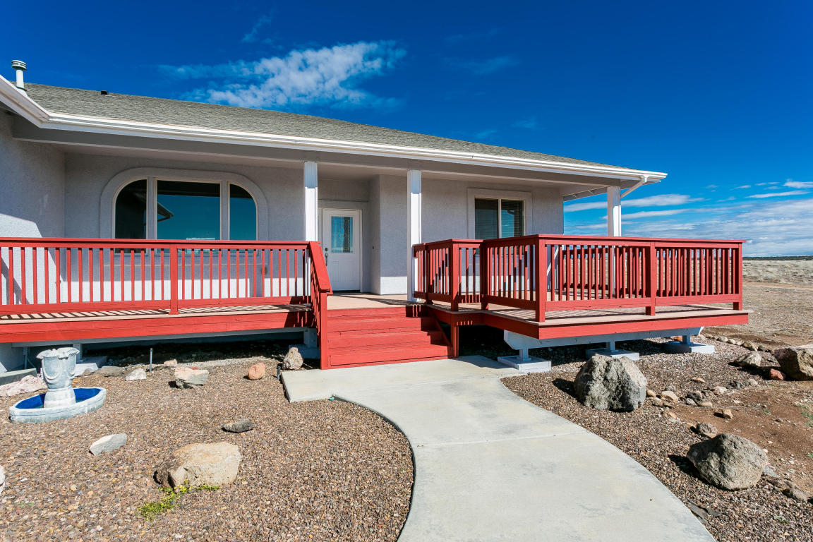 22070 N Rustic Ranch Rd, Paulden, AZ 86334 photo 3