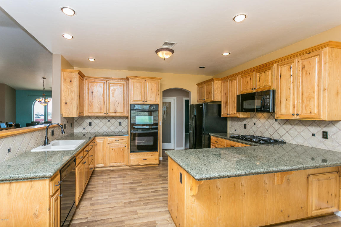 22070 N Rustic Ranch Rd, Paulden, AZ 86334 photo 9