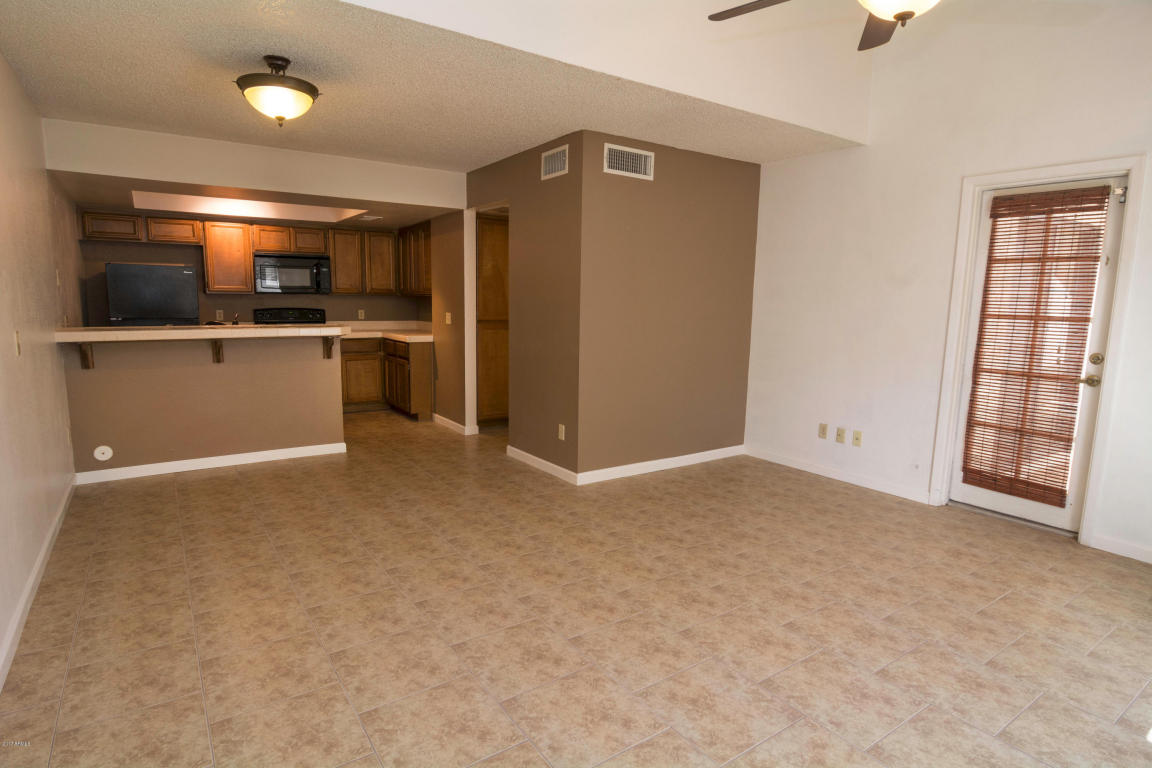 812 E Morningside Dr, Phoenix, AZ 85022 photo 3