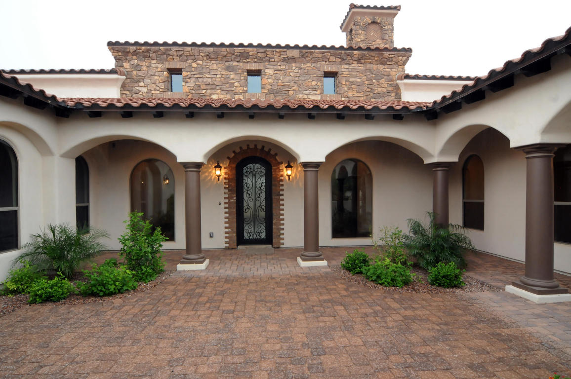 4381 E Taurus Pl, Chandler, AZ 85249 photo 3
