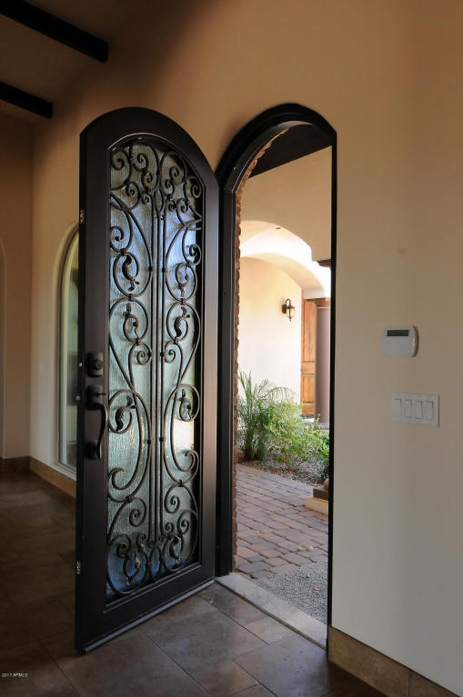 4381 E Taurus Pl, Chandler, AZ 85249 photo 4