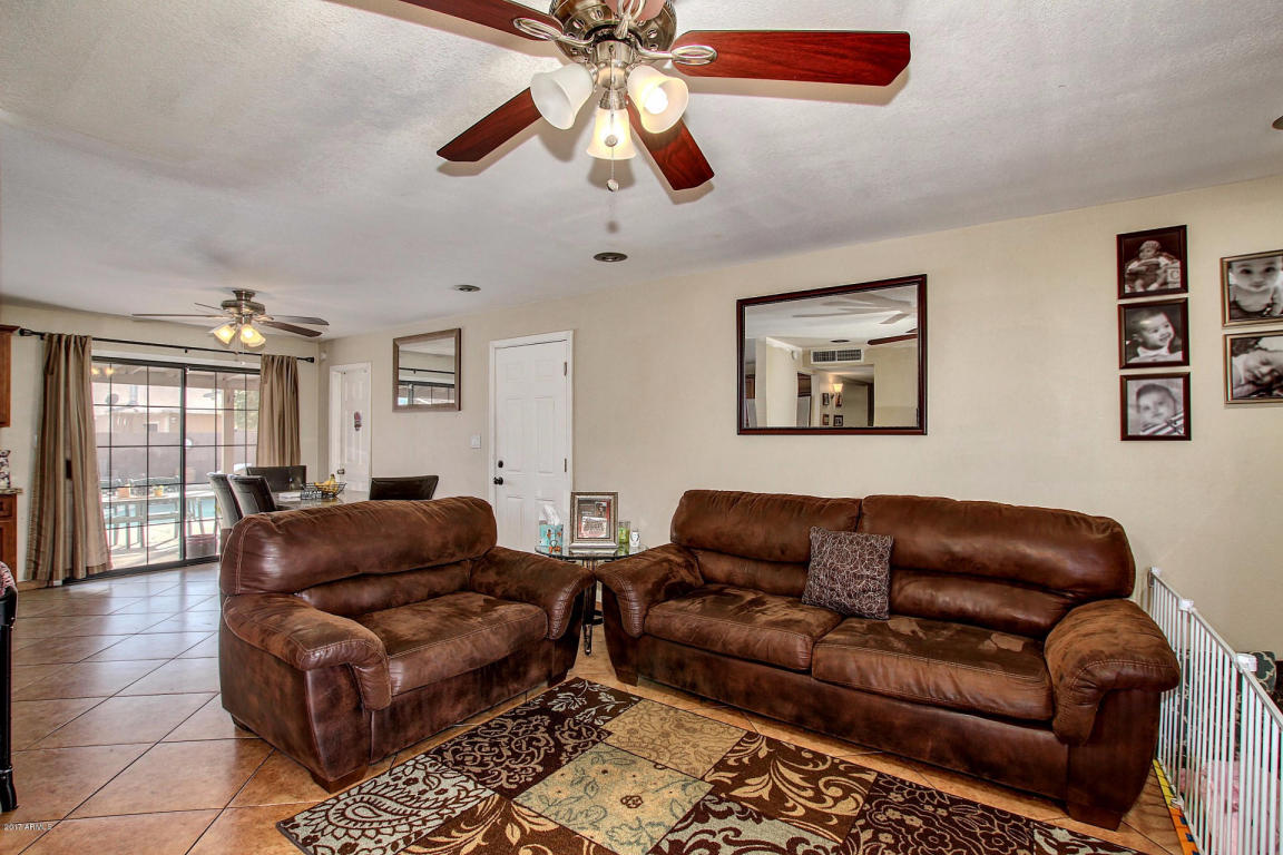 3441 E Claire Dr, Phoenix, AZ 85032 photo 4