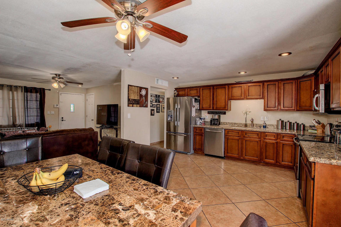 3441 E Claire Dr, Phoenix, AZ 85032 photo 9