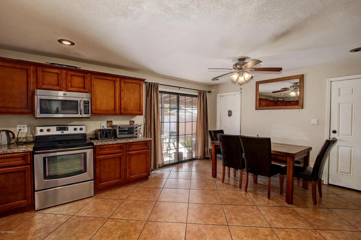 3441 E Claire Dr, Phoenix, AZ 85032 photo 8
