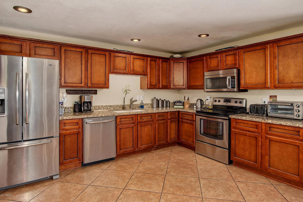 3441 E Claire Dr, Phoenix, AZ 85032 photo 7