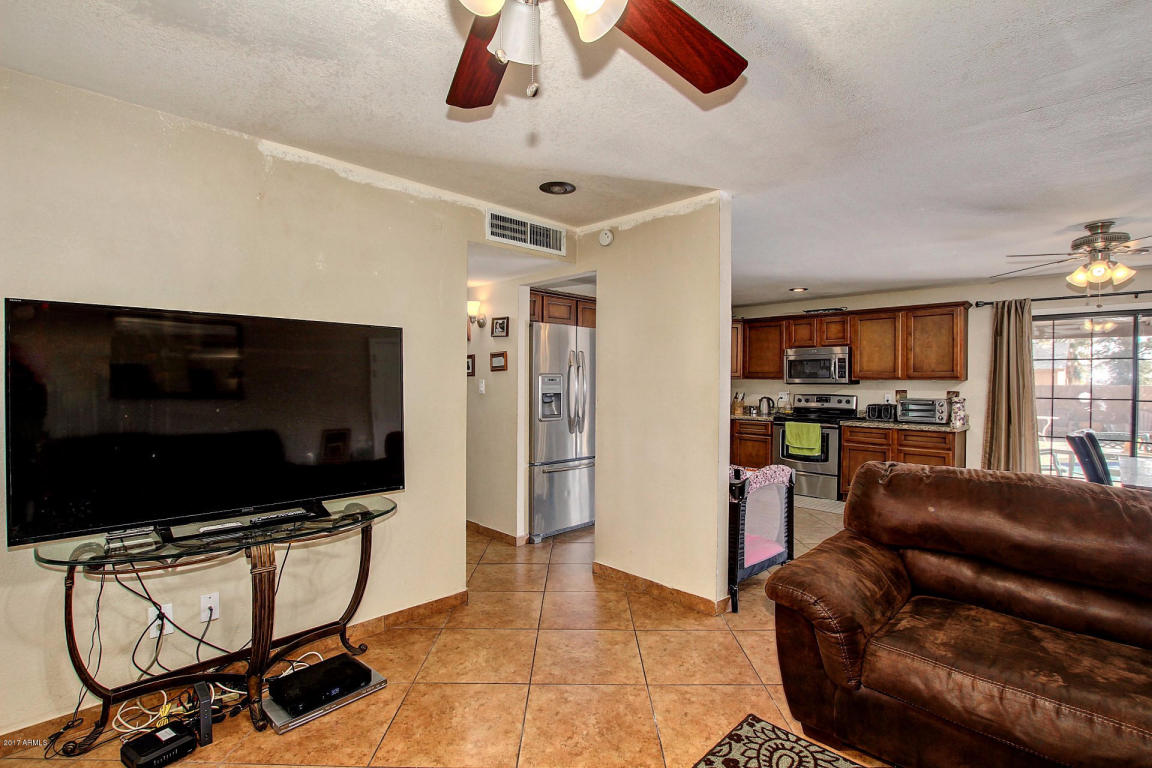 3441 E Claire Dr, Phoenix, AZ 85032 photo 5