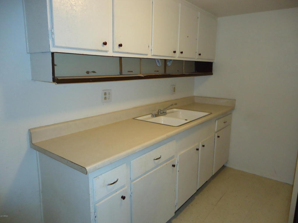 4617 E Southgate Ave, Phoenix, AZ 85040 photo 10