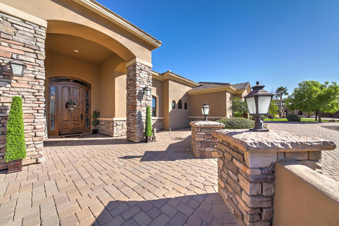 2152 E Sanoque Ct, Gilbert, AZ 85298 photo 7