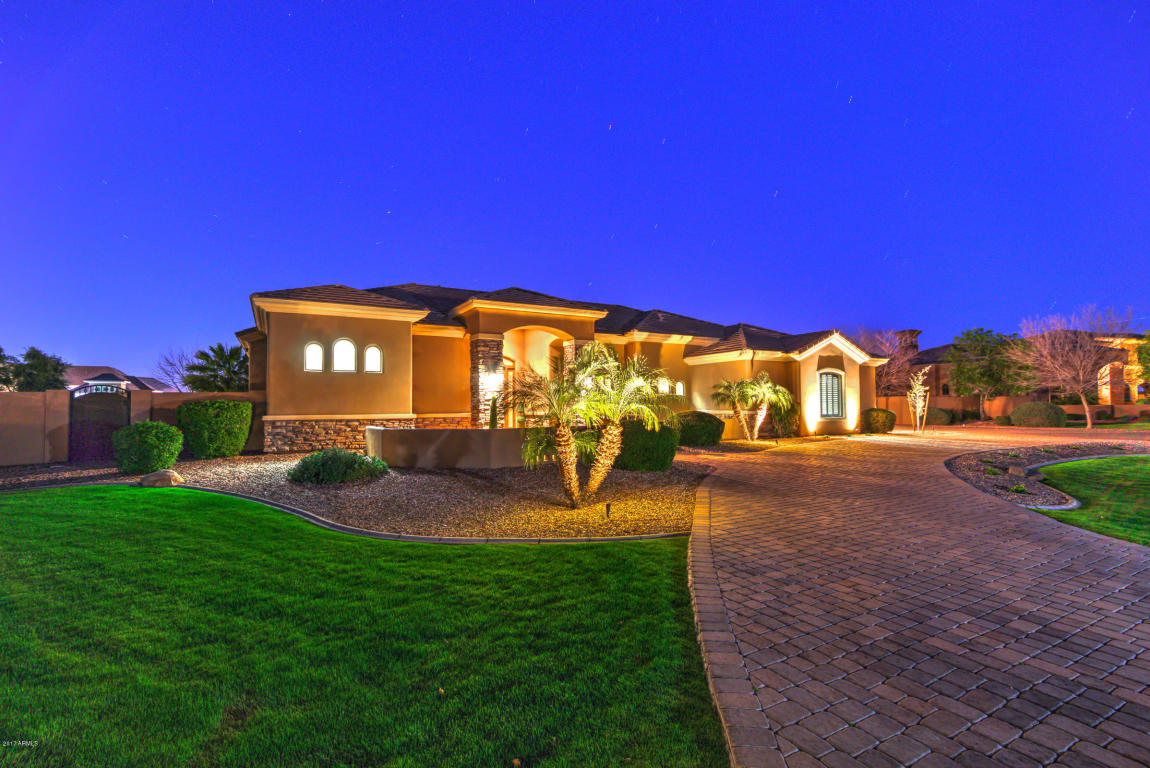 2152 E Sanoque Ct, Gilbert, AZ 85298 photo 1