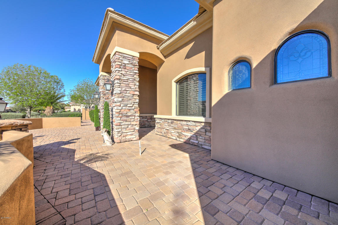2152 E Sanoque Ct, Gilbert, AZ 85298 photo 8