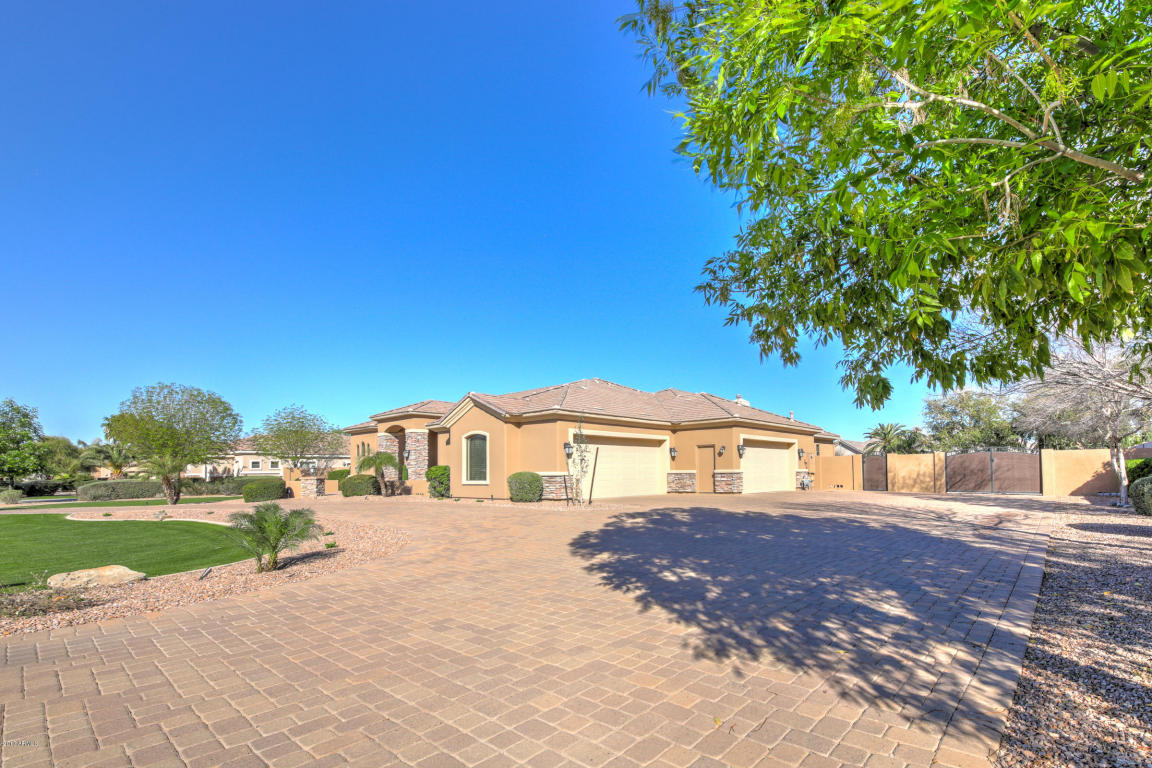 2152 E Sanoque Ct, Gilbert, AZ 85298 photo 12