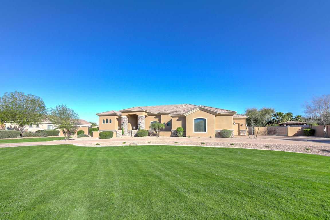 2152 E Sanoque Ct, Gilbert, AZ 85298 photo 11