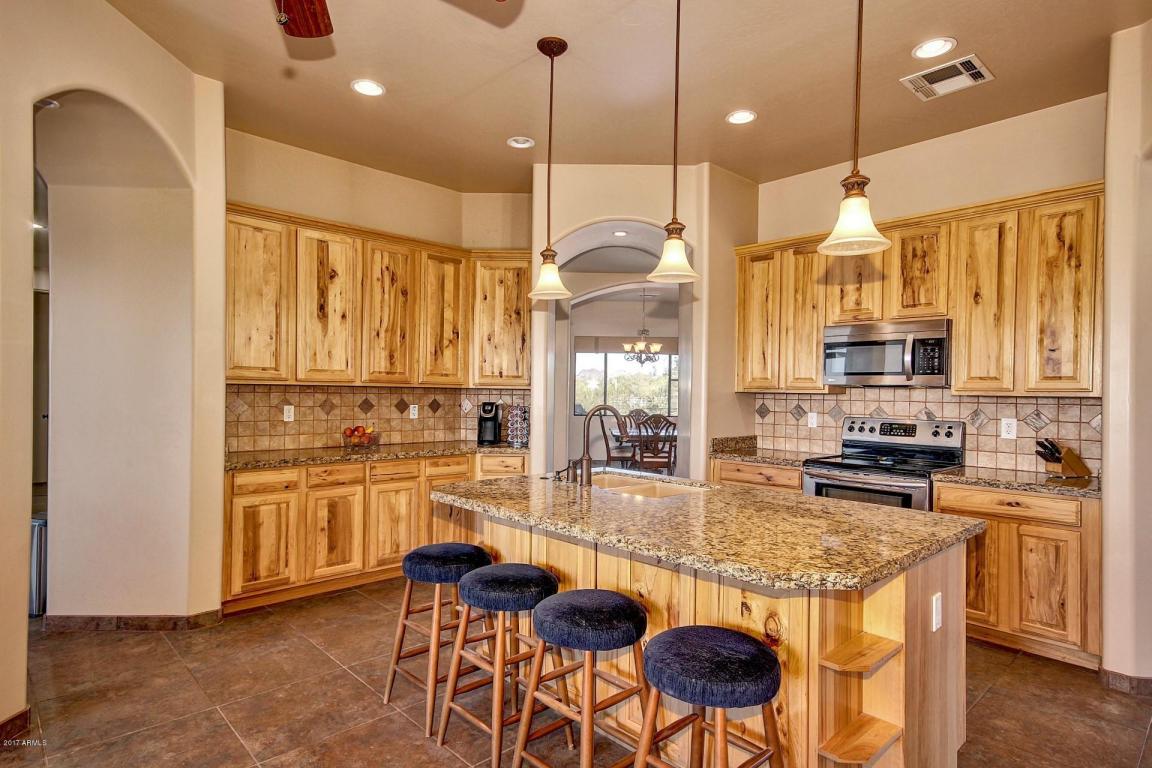 240 S Sixshooter Rd, Apache Junction, AZ 85119 photo 4