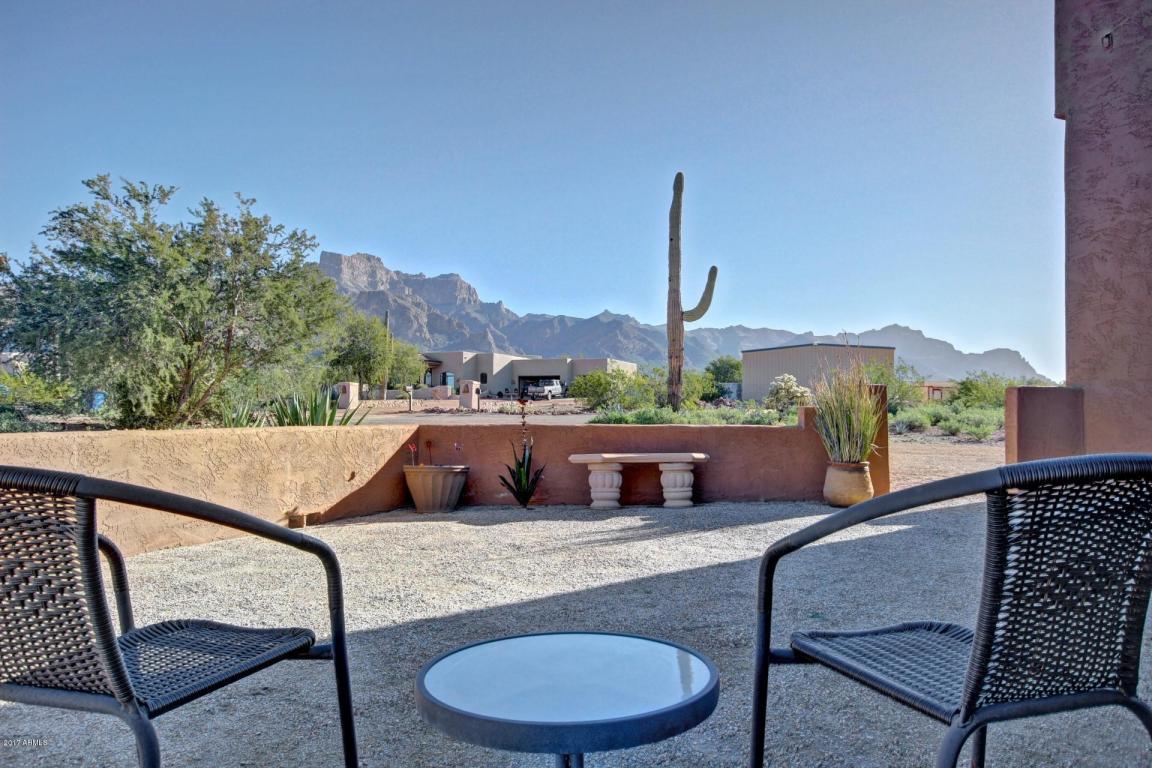 240 S Sixshooter Rd, Apache Junction, AZ 85119 photo 2