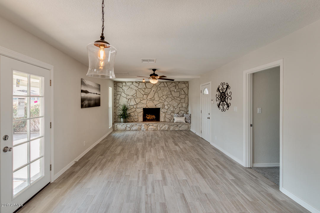 1429 S Roberts Rd, Tempe, AZ 85281 photo 5
