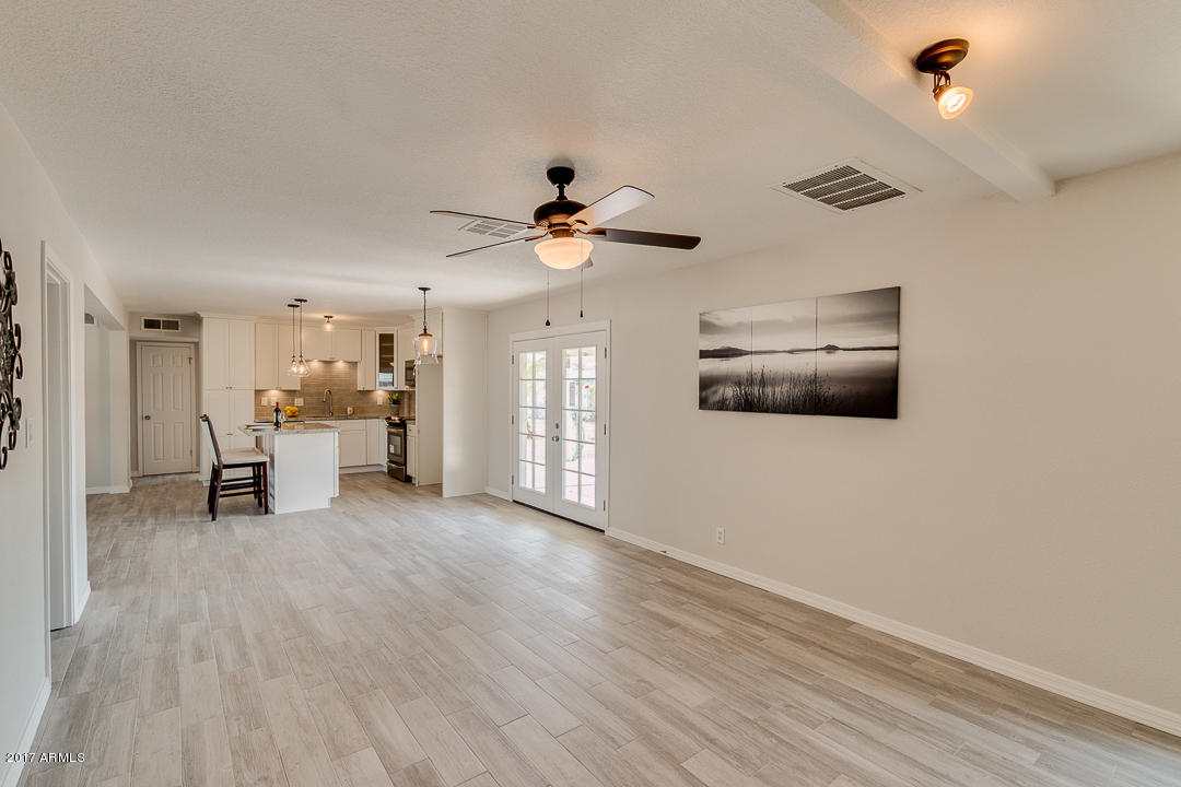 1429 S Roberts Rd, Tempe, AZ 85281 photo 6