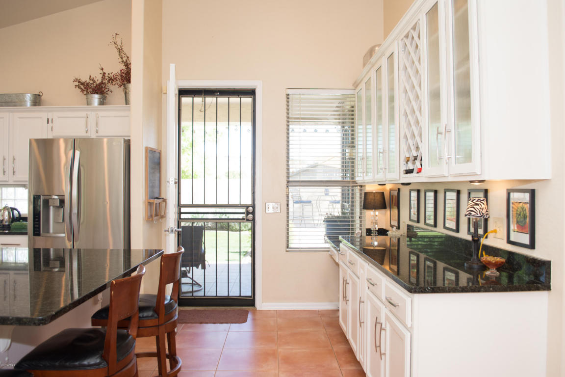 15619 S 6th Pl, Phoenix, AZ 85048 photo 9