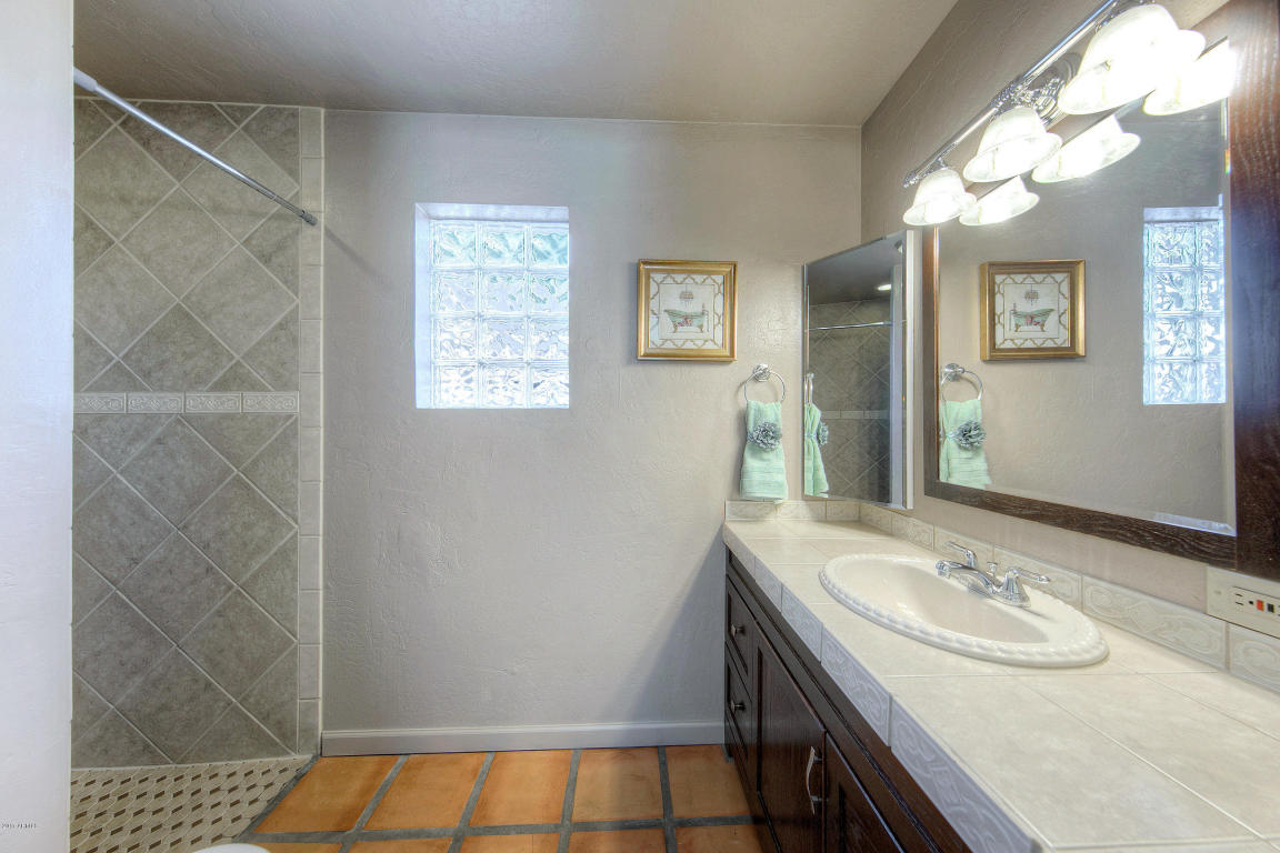 1715 W Mitchell Dr, Phoenix, AZ 85015 photo 18