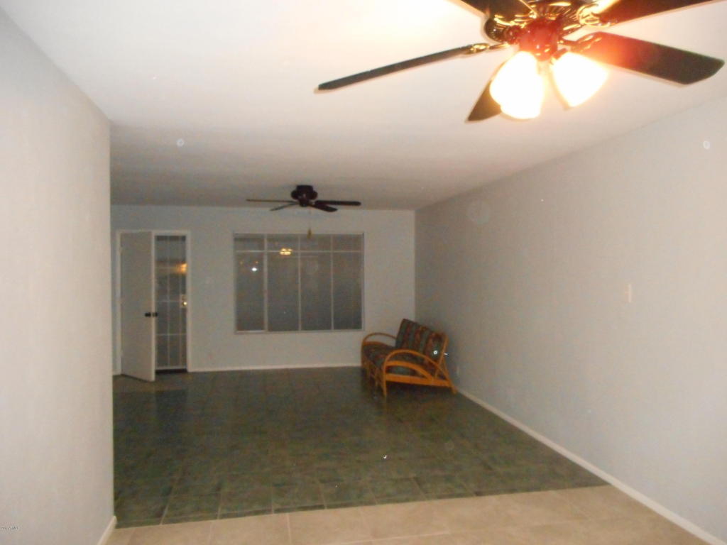 5732 N 38th Dr, Phoenix, AZ 85019 photo 7