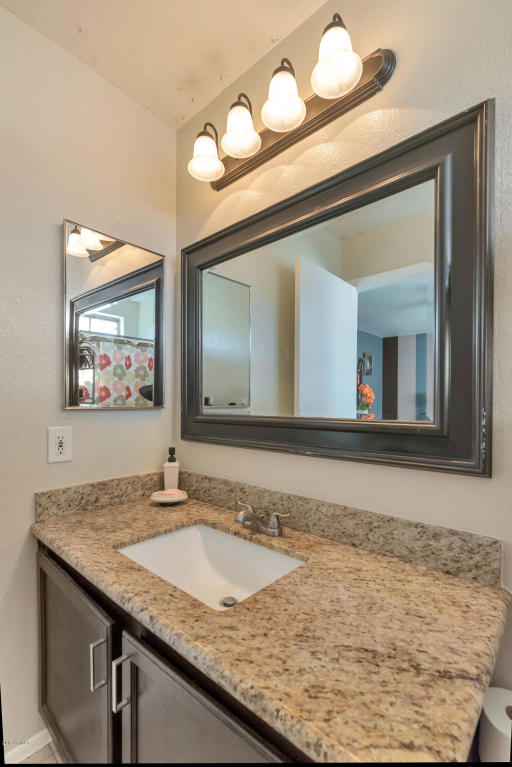 1371 S Boulder St #B, Gilbert, AZ 85296 photo 6