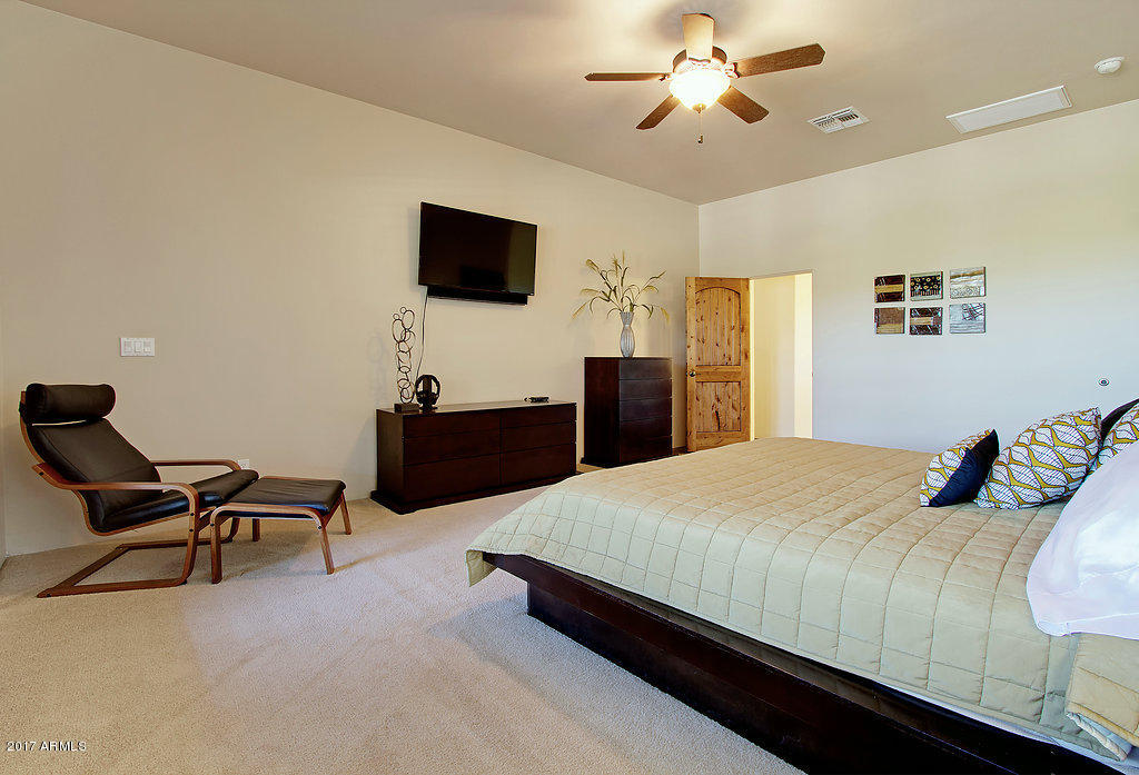 109 W Summerset Dr, Phoenix, AZ 85085 photo 30