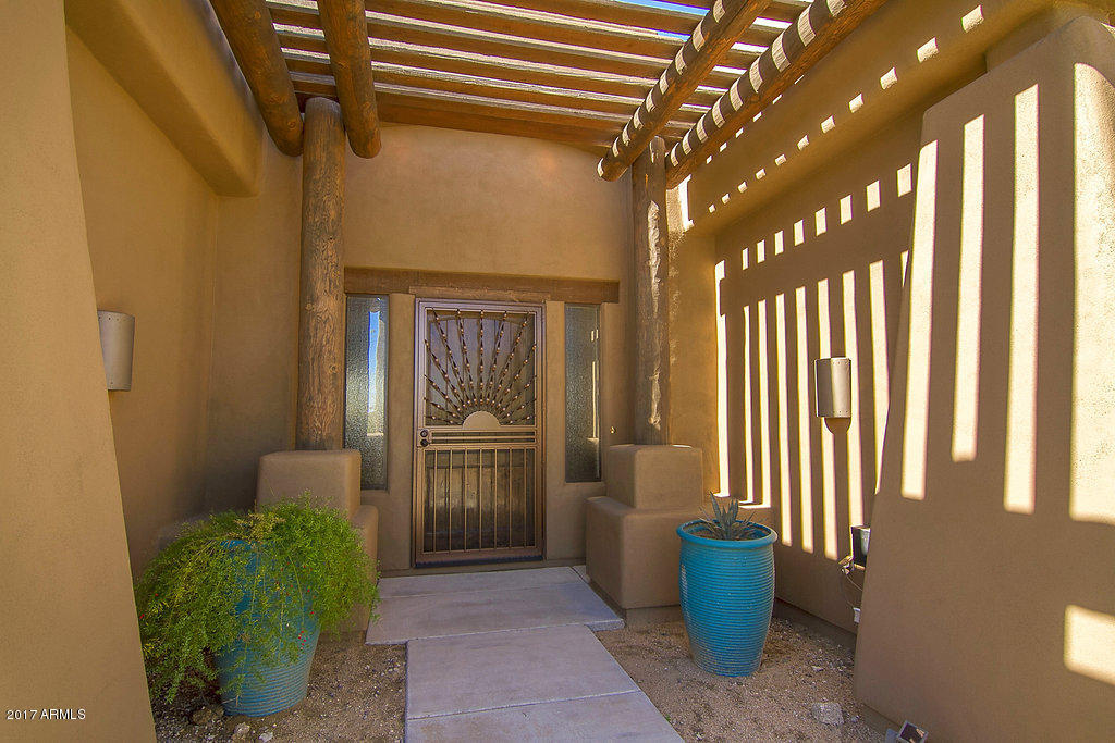 109 W Summerset Dr, Phoenix, AZ 85085 photo 3
